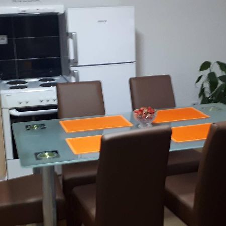 Apartmani Tajra Вісоко Екстер'єр фото
